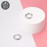 Boucle d&rsquo;Oreille Pirate Anneau Acier Inoxydable — Trésor Pirate (vue 4)