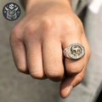 Bague Pirate Crâne Acier Inoxydable Homme — Trésor Pirate (vue 3)