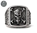 Bague pirate Capitaine Jack Sparrow argent avec tête de mort et os en croix sur face carrée