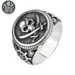 Bague Pirate Tête Mort Sabres Corsaire
