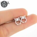 Boucle d&rsquo;Oreille Pirate Crâne Mignon Argent — Trésor Pirate (vue 6)