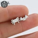 Boucle d&rsquo;Oreille Pirate Crâne Mignon Argent — Trésor Pirate (vue 19)