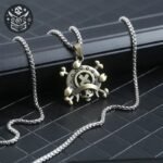 Collier Pirate Pendentif Luffy One Piece — Trésor Pirate (vue 38)
